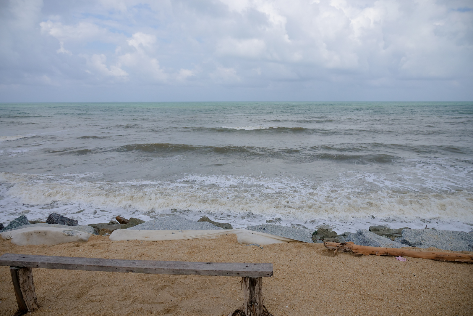 Gorgeous ocean views are only made better when you have a table full of seafood awaiting your arrival