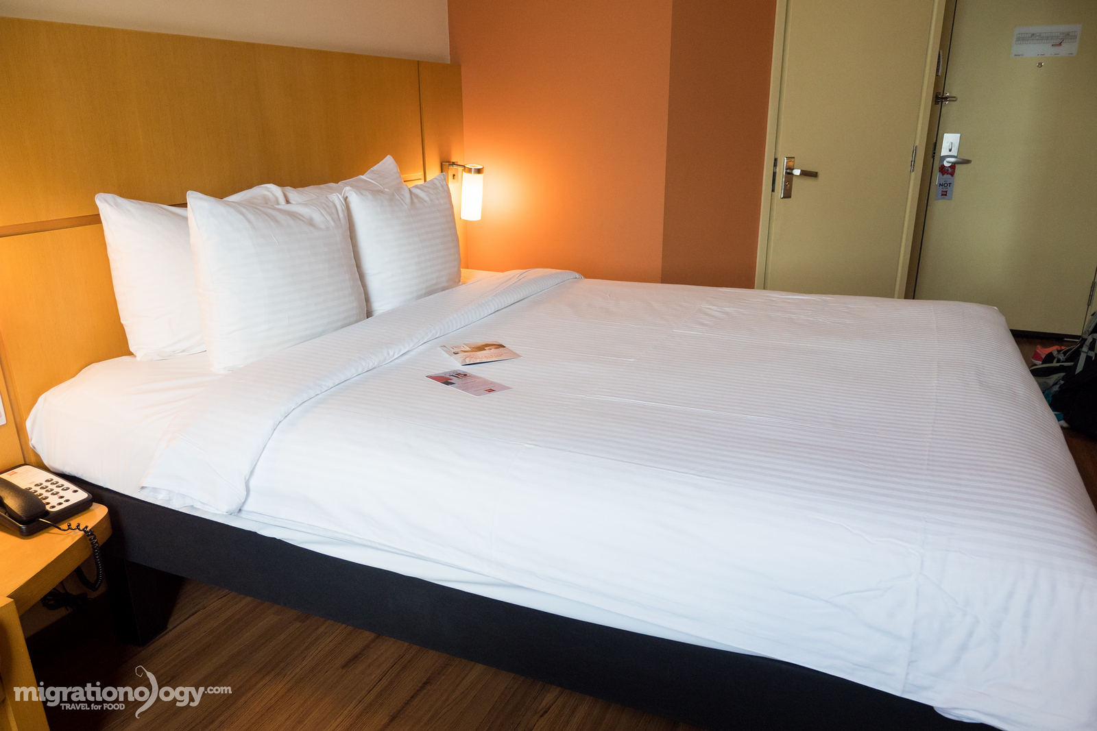 where to stay in Singapore