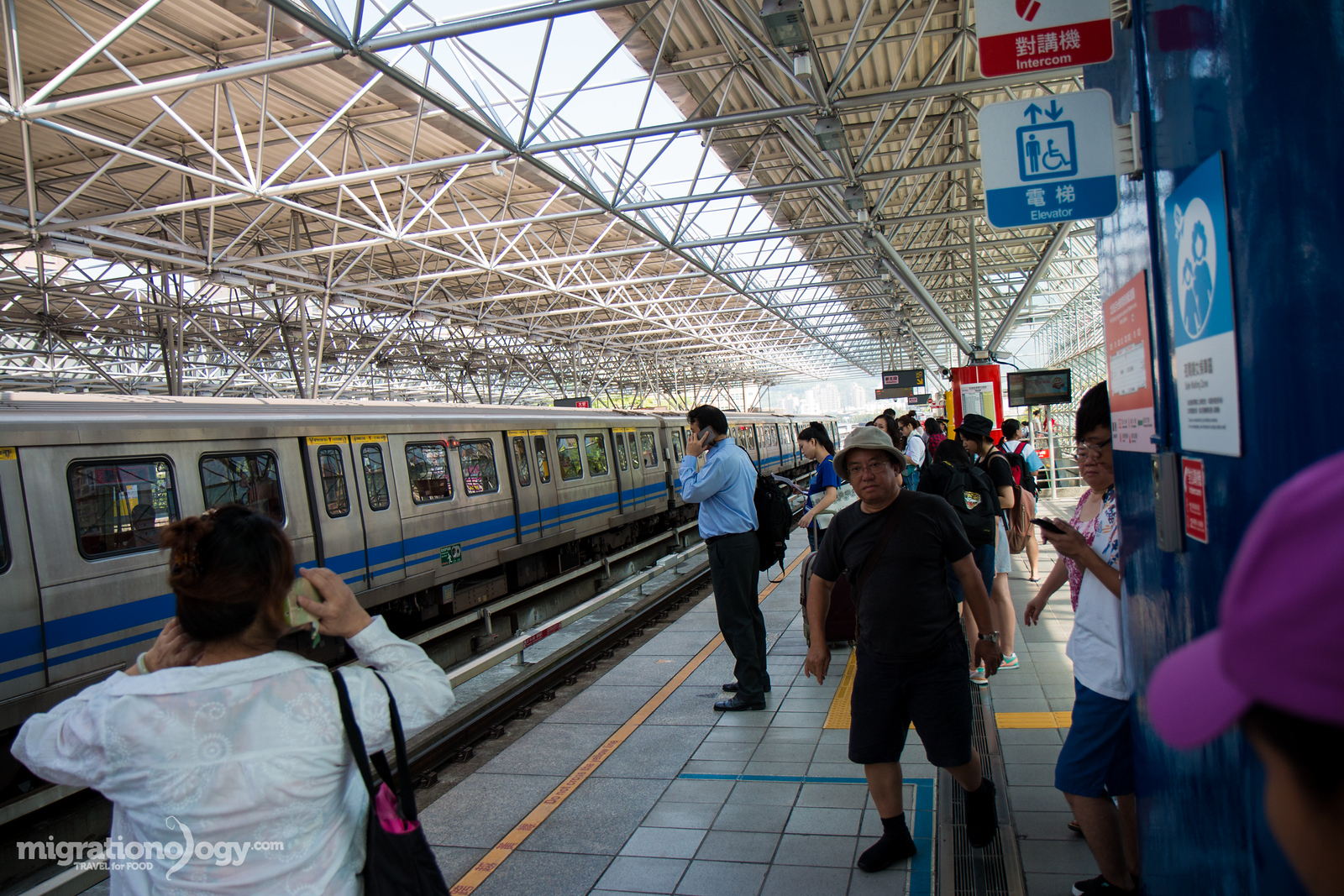 how to get around Taipei